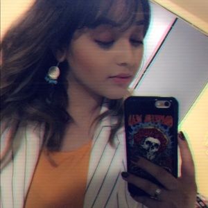 Meet your Posher, Marissa